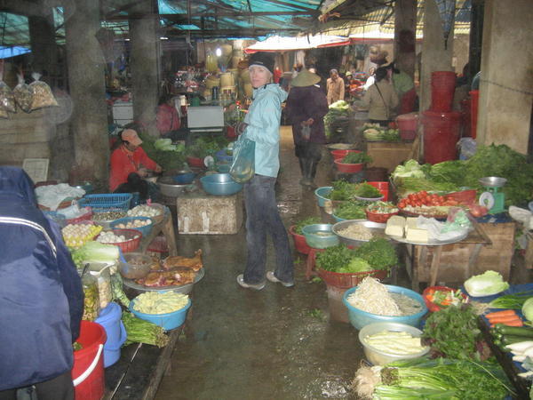 fresh food markets in Sapa town
