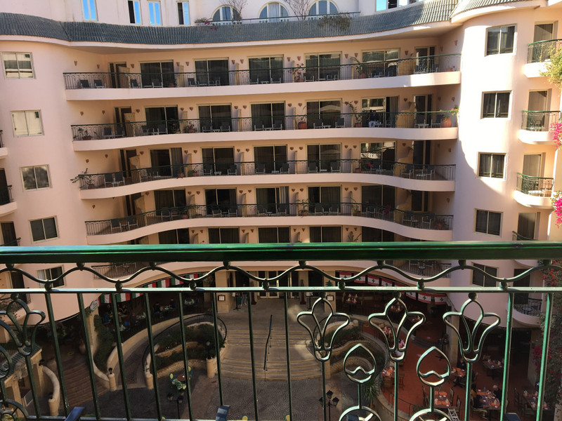 Steigenberger Nile Palace hotel courtyard