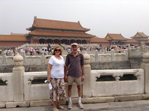 Commoners invade the Forbidden City