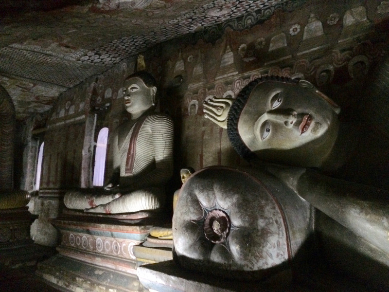 Cave 1 - Vishnu & 14m prone Buddha