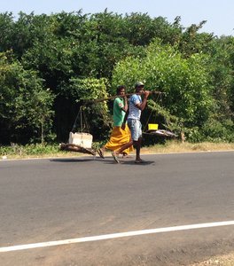 locals carry loads in interesting ways