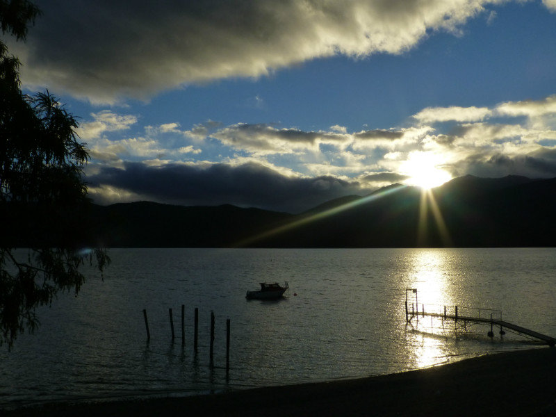 Te Anau Lake 1