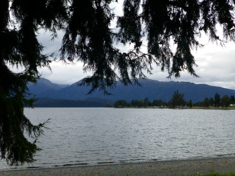 Te Anau Lake 14