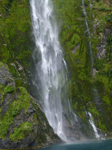 Milford Sound - Stirling Falls 4