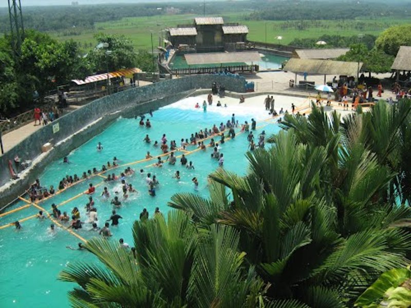 Artificial Wave Pool