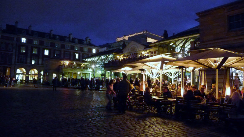 COVENT GARDEN AT NIGHT
