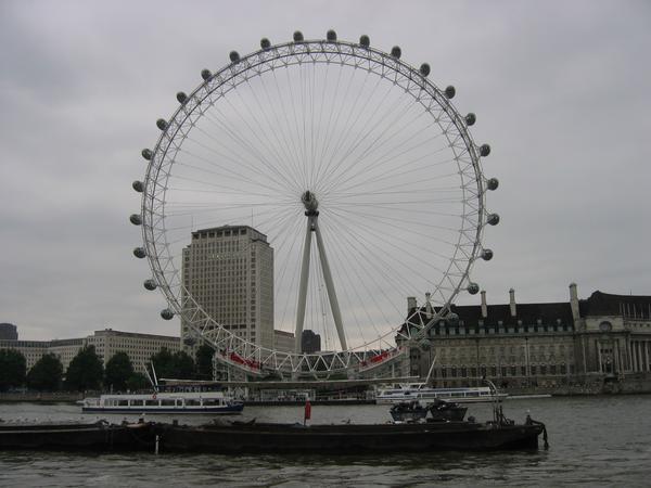 London Eye & Rubbish Barge on Thames