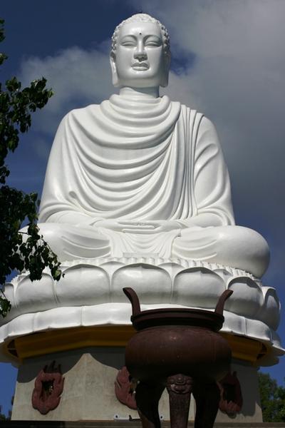 Nha Trangs Big White Buddha
