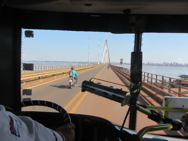 Crossing the bridge to Posadas