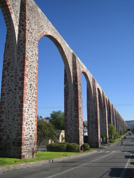 Aqueduct  (Queretaro)