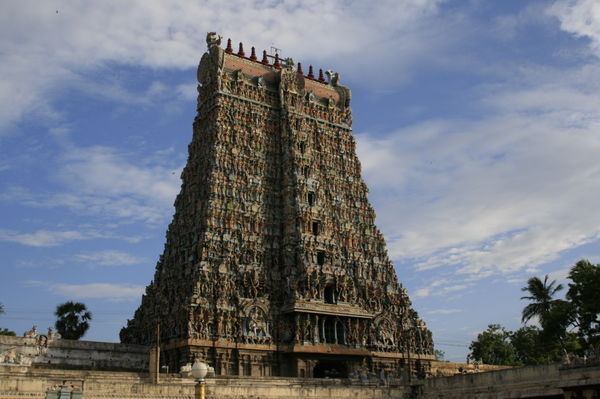 A supersized gopuram at Minaskshi temple