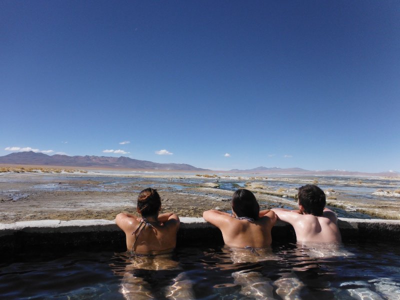 Jo, Sammy & Jack, Thermal Pool