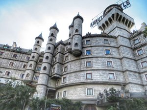 Amrutha Castle Hotel