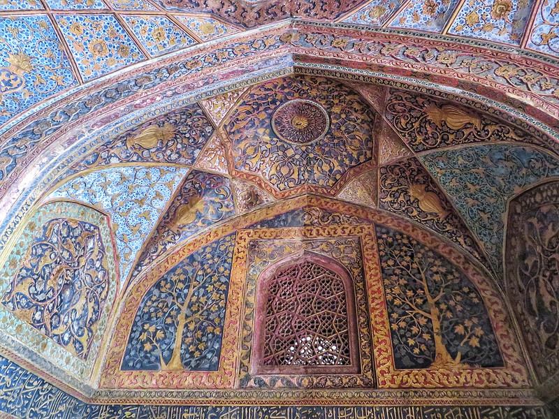 Akbar’s Tomb - beautiful painted ceiling