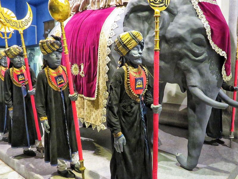 Jai Vilas Palace - Ceremonial costume display for elephant and soldiers