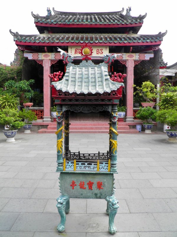 Minh Hu'ong Worship House