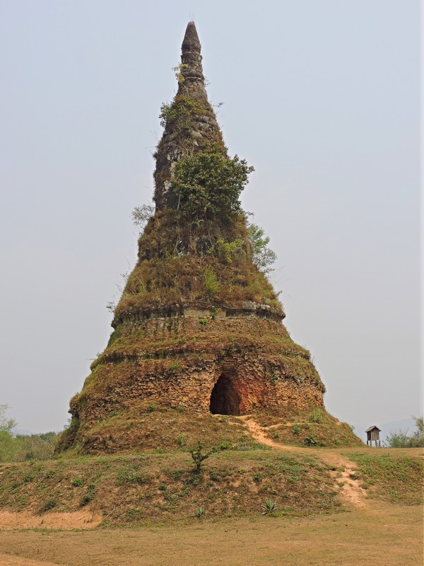 That Foun Stupa