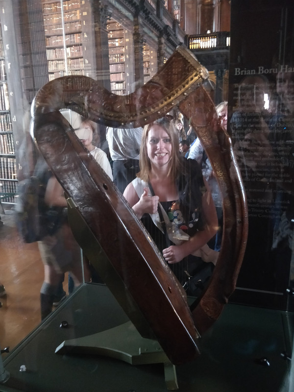 Kym with her medieval harp