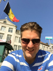 Belgium flag selfie