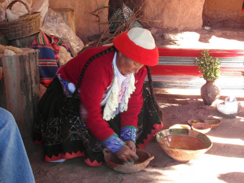 Making the traditional textiles 
