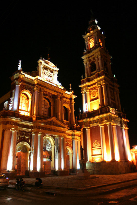 Iglesia San Francisco by night