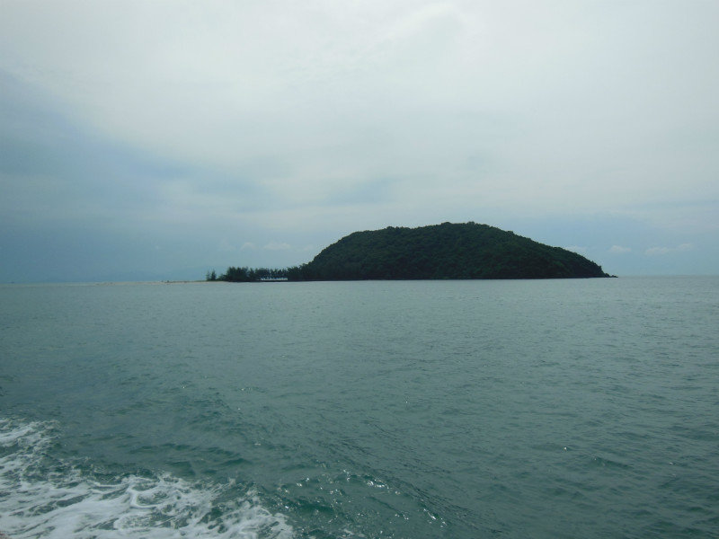 On the boat from Koh Phagnan to Koh Tao, just an island we passed!