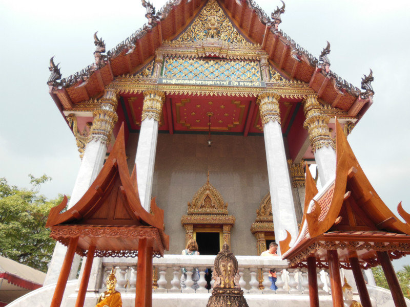 Wat Indraviharn, Bangkok