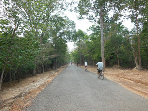 Cycling around Siem Reap