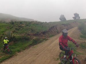 Downhill above La Paz