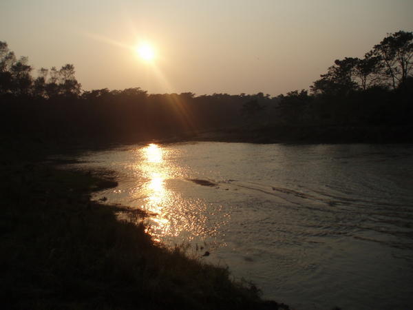 .....zapad slunicka v Chitwanu...