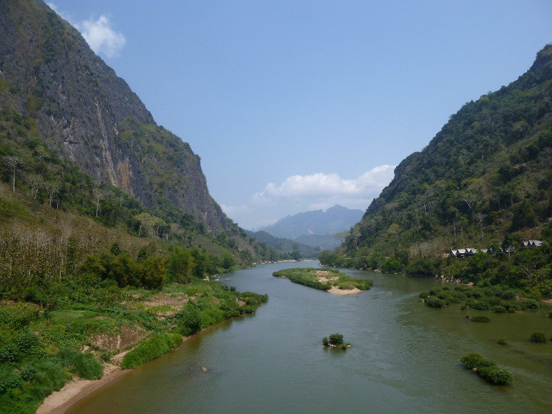 View from Nong Khiaow bridge