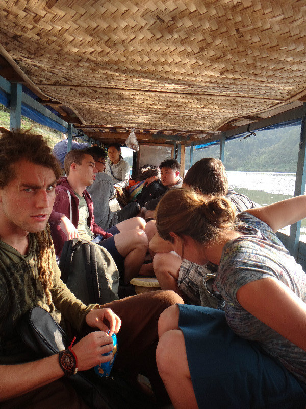 Slow boat to Nong Khiaow - travelling in (dis)comfort