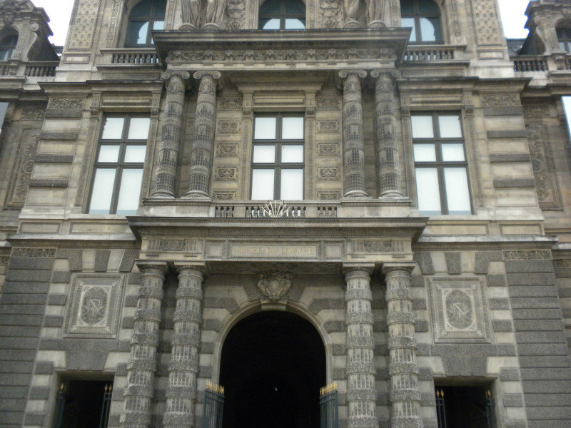 Entrance to the Louve