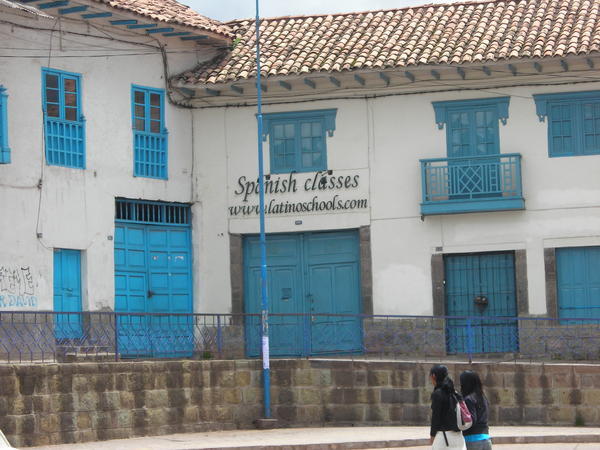Academia Latinoamericana.