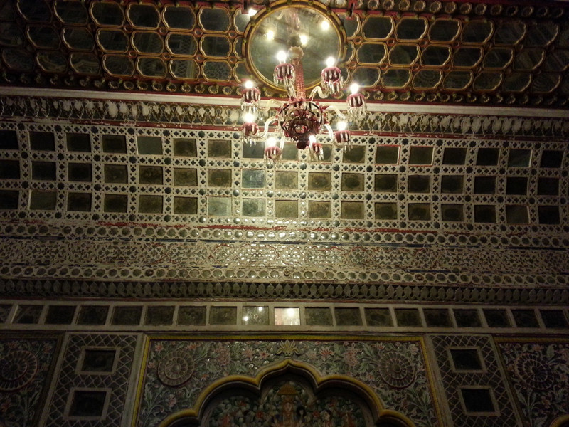 Amazing ceiling