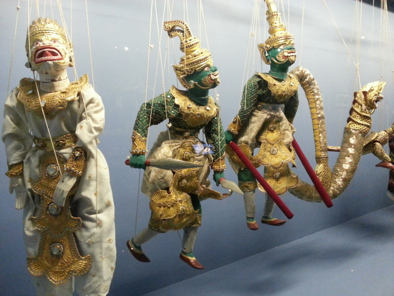 The world of marionettes 