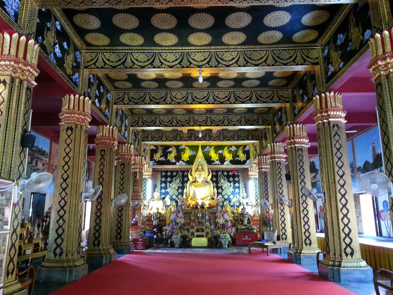 Inside the temple at Wat Muen Larn