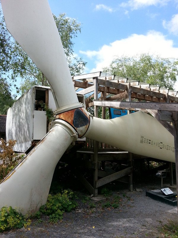 Reusing and old wind turbine