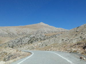 Mount Nemrut in front