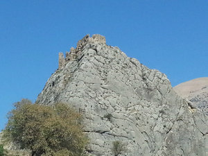 Yeni Castle on the Rock