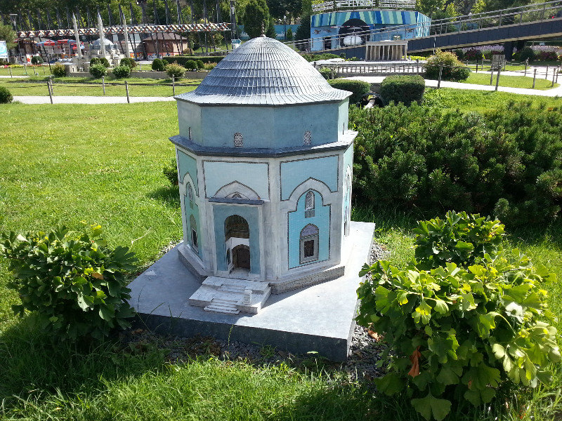 little Mosques