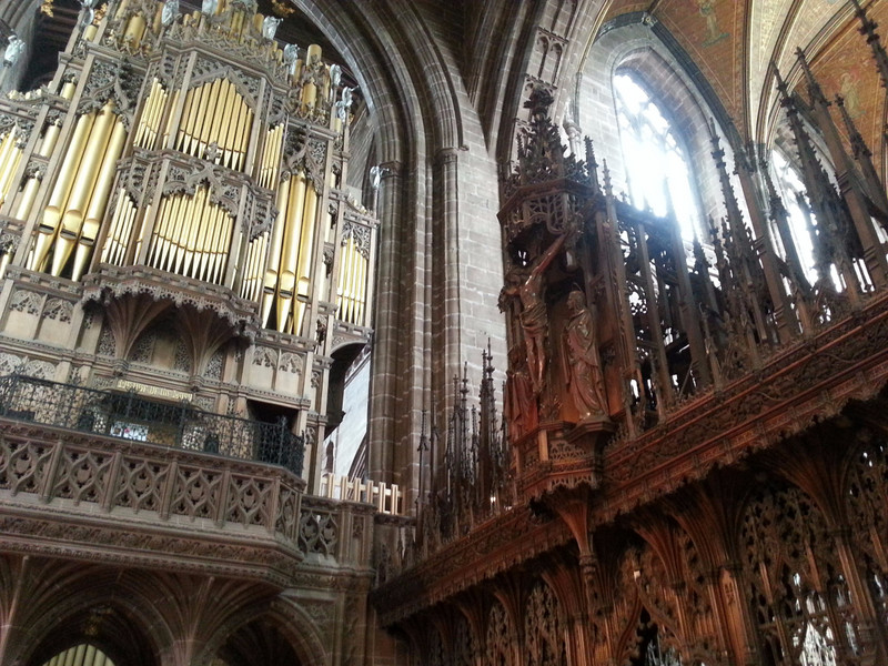The organ and the woodwork