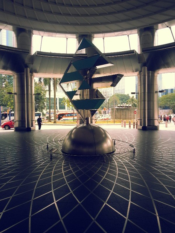 Eingang der Petronas Towers