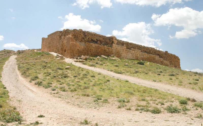 Old fortress at Parsargade