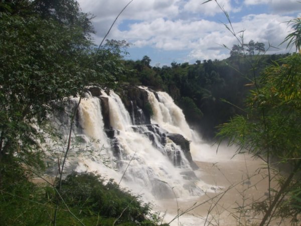 dalat waterfalls
