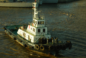 Harbor tug in Motevideo