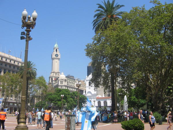 The square at Casa Rosada