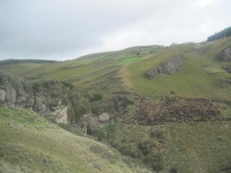 6 Paramo geology resitant tuff layers, all volcanic