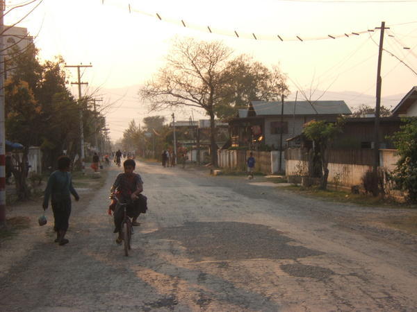 Burmese Street Scene