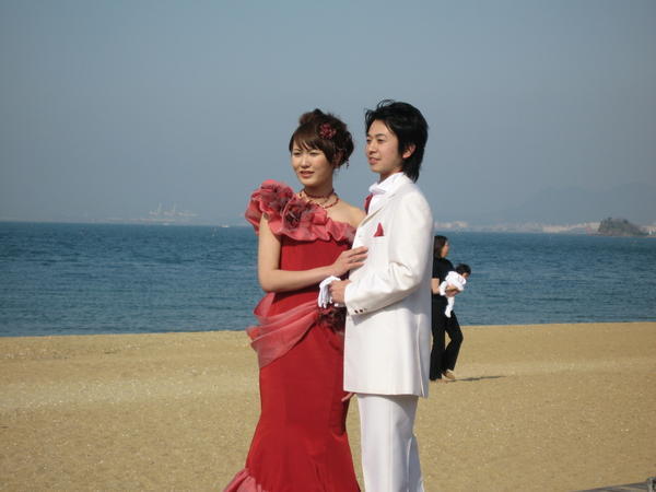Wedding pictures at the beach